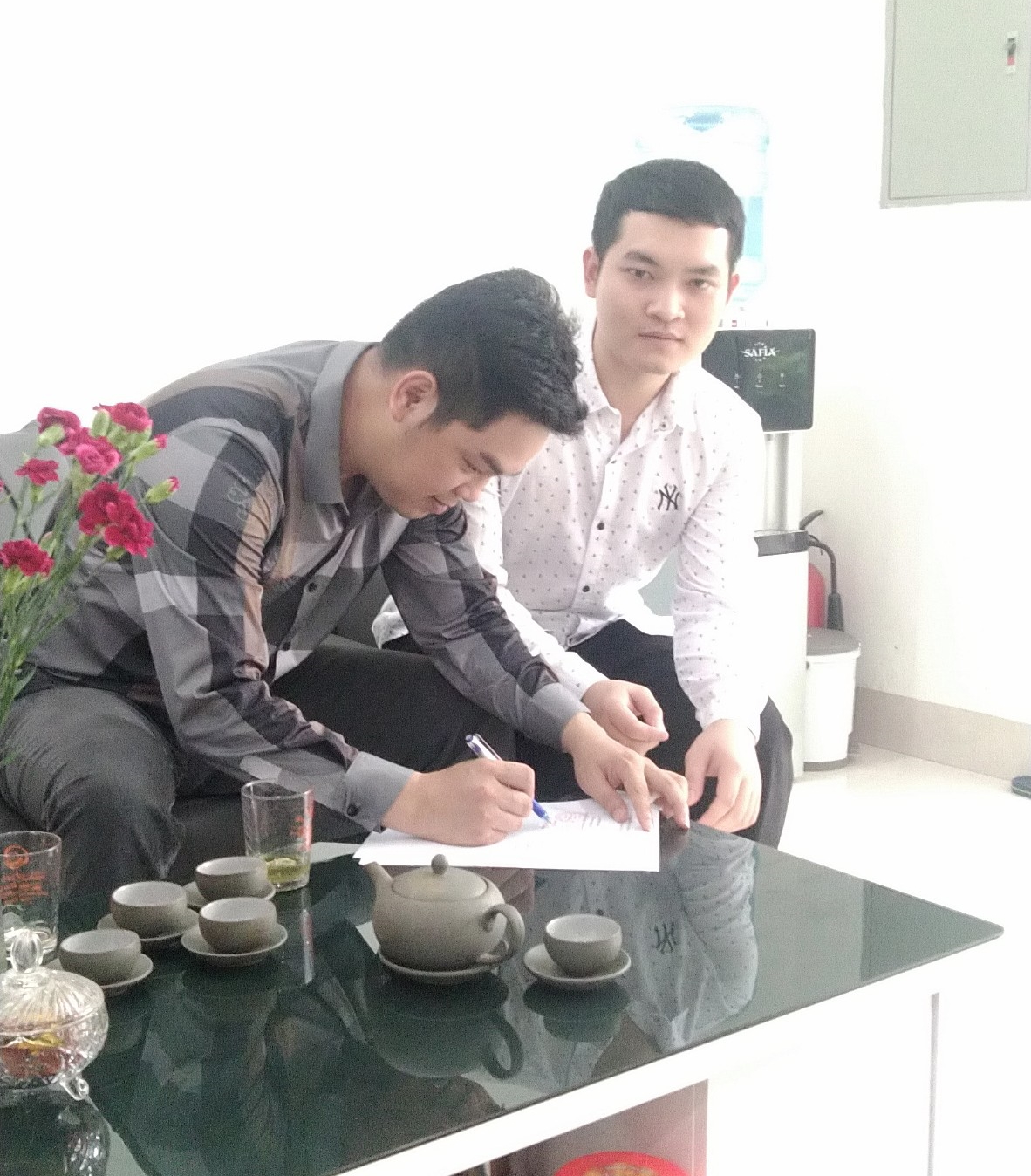 Buổi lễ ký kết đã diễn ra thành công tốt đẹp 