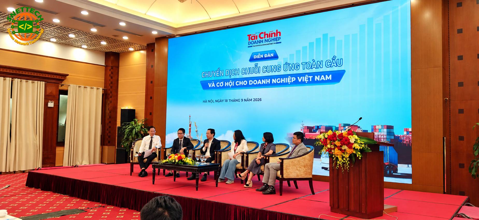 Toàn cảnh tọa đàm thảo luận ý kiến từ các chuyên gia tại diễn đàn 
