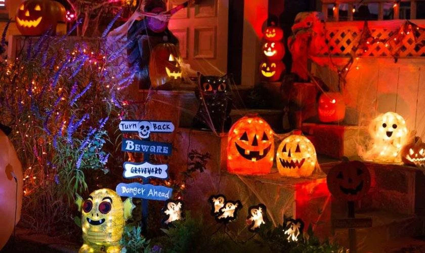 Công nghệ Halloween ma quái và sáng tạo